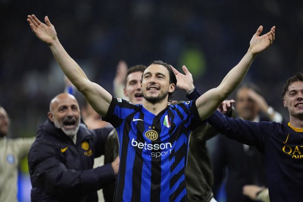 Reporter: Although Enrique joins and Inter Milan may still buy a defender, Damian will still stay at Inter Milan
